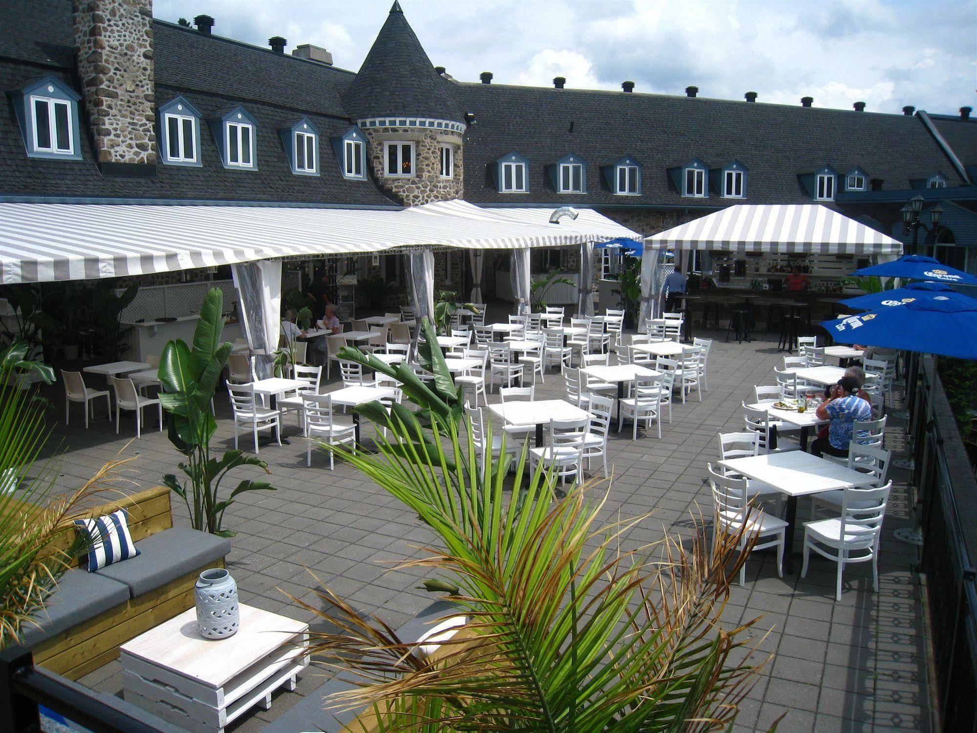 Hotel Le Chantecler Sainte-Adèle Buitenkant foto